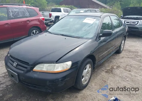 2001 Honda Accord 3.0 Ex из США, поврежденный, VIN 1HGCG16541A026499